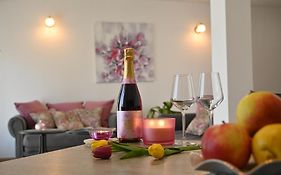 Apartmani Lucija